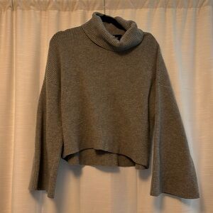 Lulus medium gray turtleneck sweater